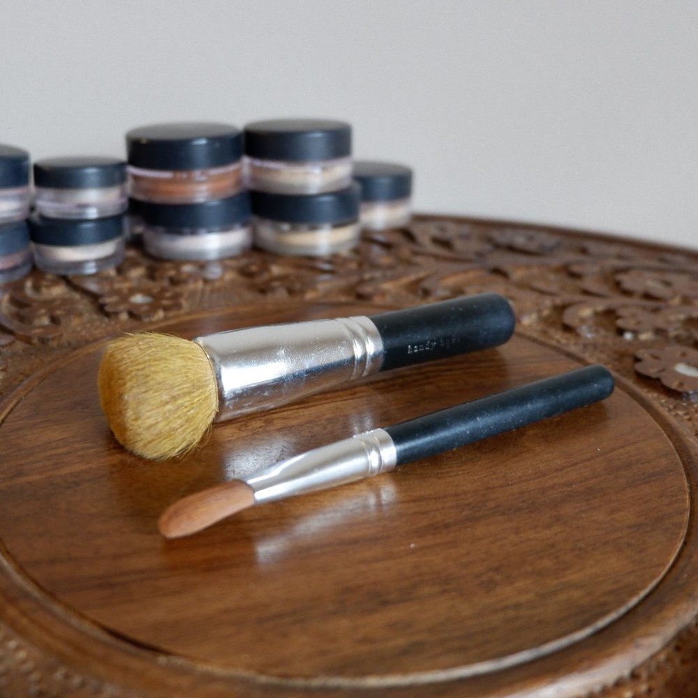 Bareminerals Lot of 2 Makeup Brushes